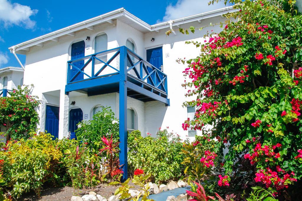 Trade Winds Hotel Dickenson Bay Exterior foto