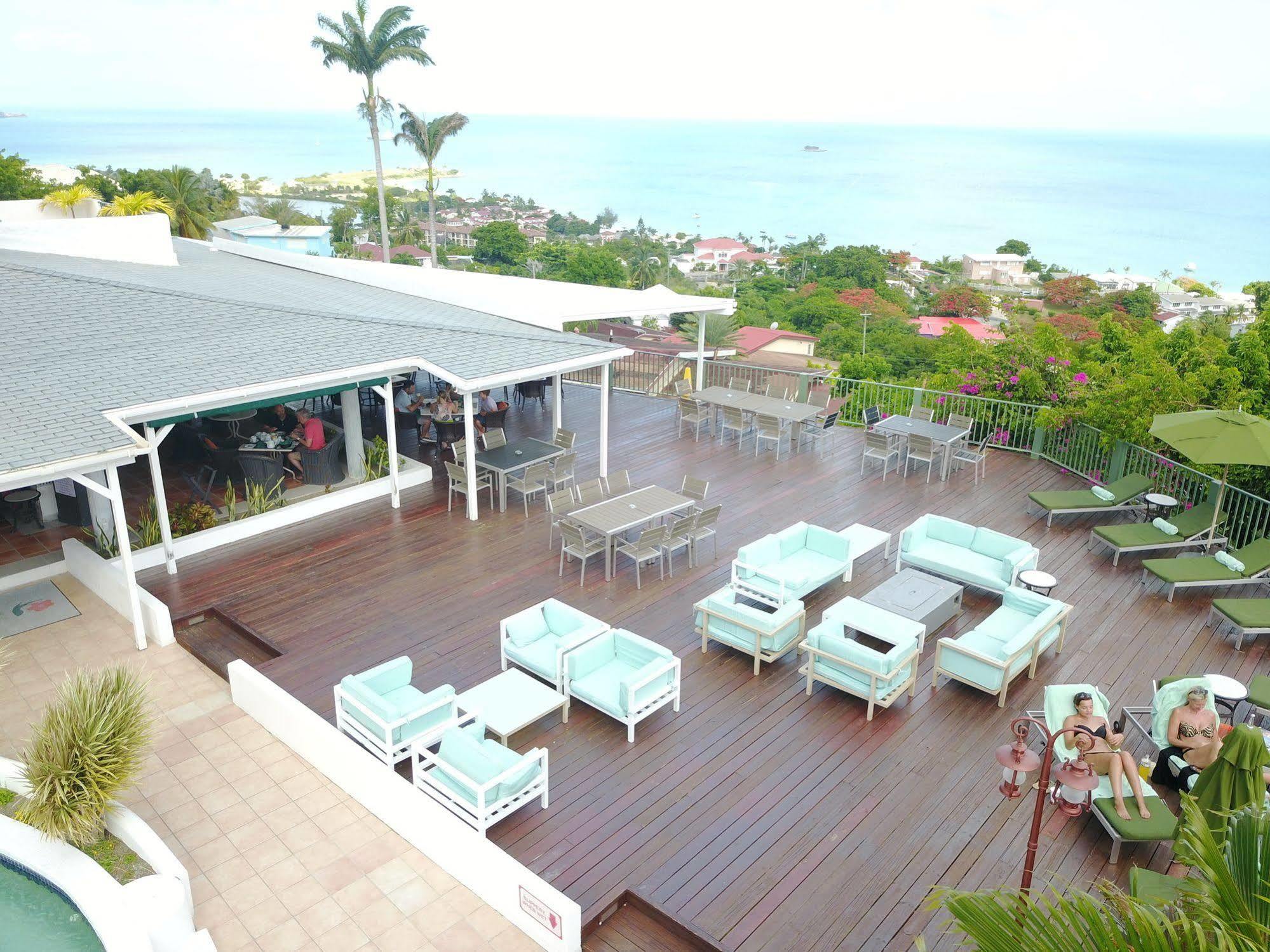 Trade Winds Hotel Dickenson Bay Exterior foto